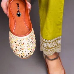 divastri Jutis For Women-picture-14