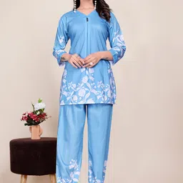 comforwear Tunic Regular Shorts Co-ords Set with Coat image 4