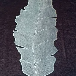 LooMantha White Textured Kela Patta Table Runners image 1