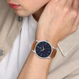 peter england Analog Watch - For Men PE000038B image 3