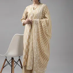 Haute and Humble Women Floral Printed Regular Pure Cotton Kurta with Palazzos & With Dupatta image 1