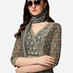 kalini MIRCHI FASHION Women Black Ethnic Motifs Printed Gotta Patti Kurti with Trousers & With Dupatta image 2