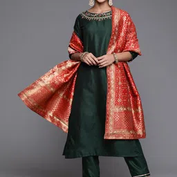 Indo Era Women Green Thread Work Liva Kurta with Trousers & Dupatta image 5