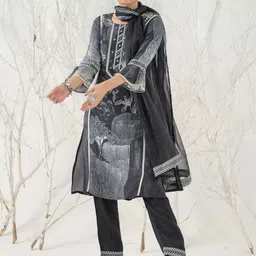 Ishin Floral Printed Round Neck Bell Sleeves Straight Kurta with Trousers & Dupatta-picture-15