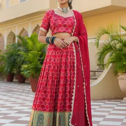 EverBloom Ethnic Motifs Printed Ready To Wear Lehenga & Blouse With Dupatta-picture-10