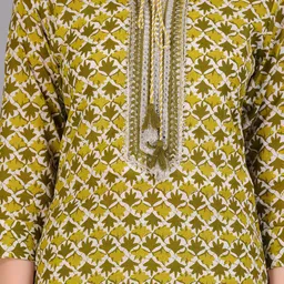 HIGHLIGHT FASHION EXPORT Ethnic Motifs Printed Pure Cotton Kurta & Trousers With Dupatta image 2