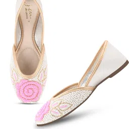 jm looks Women Ethnic Embllished Fulkari Jutti Bellies for Wedding & Party Bellies For Women image 5