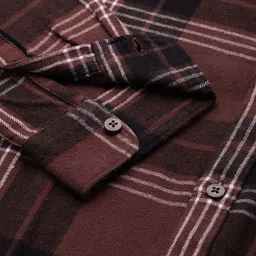 the bear house Men Slim Fit Checkered Button Down Collar Casual Shirt image 3