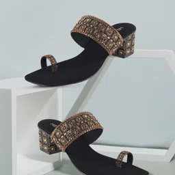metro Women Heels Sandal-picture-19