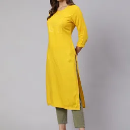 STYLE ANGEL Geometric Yoke Design Sequinned Straight Kurta image 4
