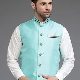 Utsav Fashion Men Regular Kurta with Churidar image 2