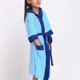 Creeva Solid Hooded Bath Robe image 2