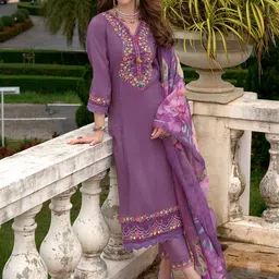Indo Era Women Floral Embroidered Regular Thread Work Kurta with Trousers & With Dupatta image 2