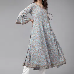 YASH GALLERY Floral Printed Angrakha Kurta-image-59