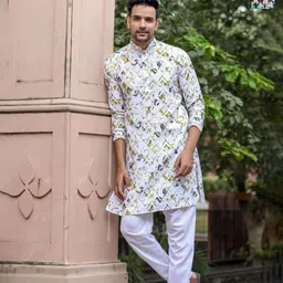 Aanys Culture Pack Of 2 Floral Printed Mandarin Collar Straight Regular Fit Kurta-image-12