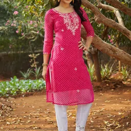 FASHOR Ethnic Motifs Embroidered Georgette Anarkali Kurta image 3