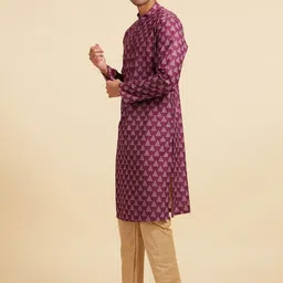 Diwas by Manyavar Geometric Printed Woven Design Cotton Mandarin Collar Straight Kurta image 5