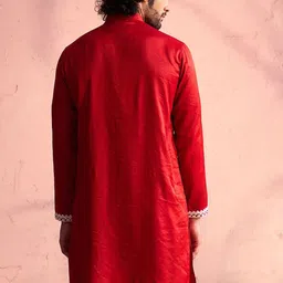 SHRESTHA BY VASTRAMAY Men Red Yoke Design Kurta image 2