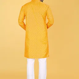 FRELURO Ethnic Motifs Printed Relaxed Fit Mandarin Collar Kurta image 3