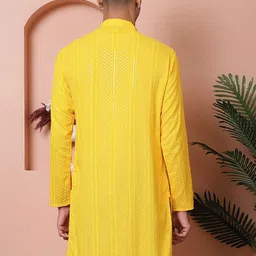 Jompers Men Striped Thread Work Kurta image 2