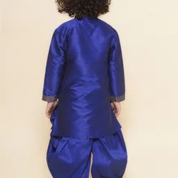 Sethukrishna Boys Mandarin Collar Thread Work Straight Kurta image 4