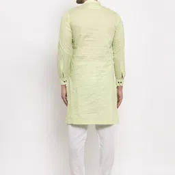 KLOTTHE Men Green Thread Work Asymmetric Kurta image 2