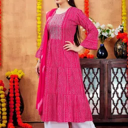 Aarika Girls Printed Anarkali Kurta image 5