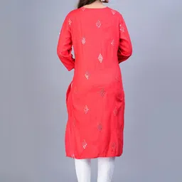 Bachuu Embellished Mirror Work Kurta image 3