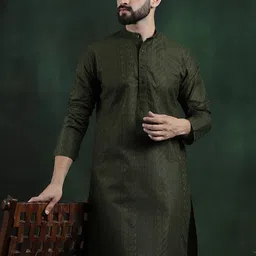 SOJANYA Ethnic Motifs Embroidered Mandarin Collar Thread Work Cotton Straight Kurta image 3