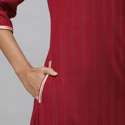 AURELIA Zari Striped Thread Work Detailed Asymmetric Kurta image 5