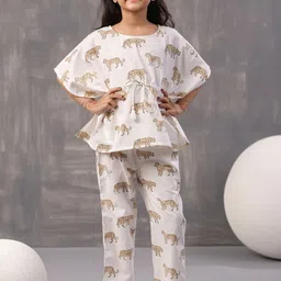SANSKRUTIHOMES Printed Pure Cotton Night suit-picture-37