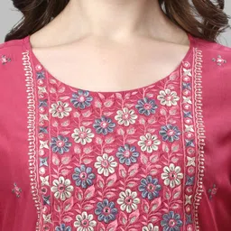 Berrylicious Women Pink Embroidered Chanderi Cotton Kurta with Trousers & With Dupatta image 2