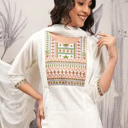 Vishudh White Ethnic Motifs Yoke Design Pure Cotton Straight Kurta With Trousers & Dupatta-picture-2