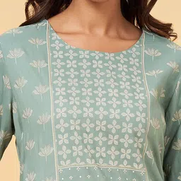 RANGMANCH BY PANTALOONS Floral Printed Straight Kurta image 2