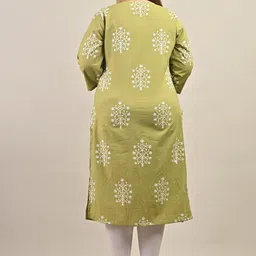 Swasti Floral Printed Cotton Kurta image 4