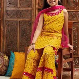 pspeaches ROJAA Girls Ethnic Motifs Printed Regular Mirror Work Kurta With Sharara & Dupatta image 2
