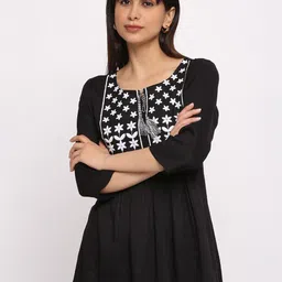 Pink Guava Round Neck Embroidered Thread Work Kurti image 2