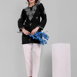 ADA Floral Embroidered Lucknowi Chikankari Pure Cotton Kurti image 5