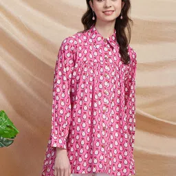 FASHOR Conversational Printed Gathered A-Line High-Low Cotton Shirt image 1