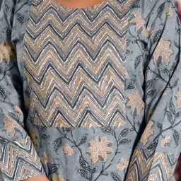 KALINI Floral Printed Regular  Pure Cotton Kurta ,Trousers &  Dupatta image 2