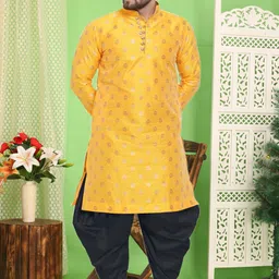 over crowd Men Jacquard Kurta Dhoti Set-picture-29