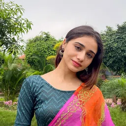 Bindigasm's Advi Zig Zag Woven Design Jacquard Stretchable Saree Blouse image 5