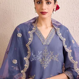 Indo Era Women Floral Embroidered Regular Kurta with Trousers & With Dupatta image 3