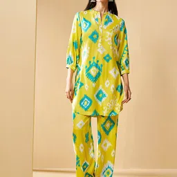 Global Desi Geometric Printed Mandarin Collar Three-Quarter Sleeves Kurta With Trouser-image-16
