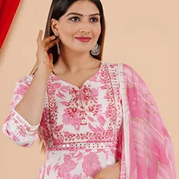 BAESD Floral Printed Empire Mirror Work Anarkali Kurta With Trousers image 2