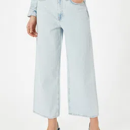 Koton Women Bootcut Mildly Distressed Stretchable Jeans-picture-23