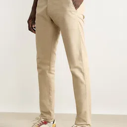 FREAKINS Men Mid-Rise Plain Cotton Chinos Trousers image 4
