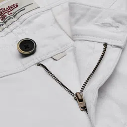 The Roadster Lifestyle Co. Men White Relaxed Slim-Fit Mid-Rise Chinos image 4