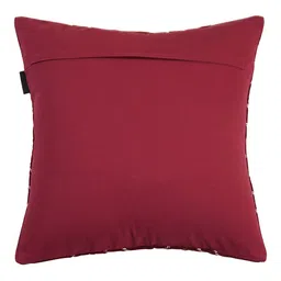 Ode & Cleo Maroon & White Set of 5 Striped Velvet Square Cushion Covers image 4