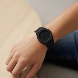 hire Analog Watch - For Men & Women STYLISH BLACK DIAL ARABIC MENS WATCH image 5